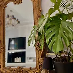 Stylowy Apartament Blisko Starego Miasta